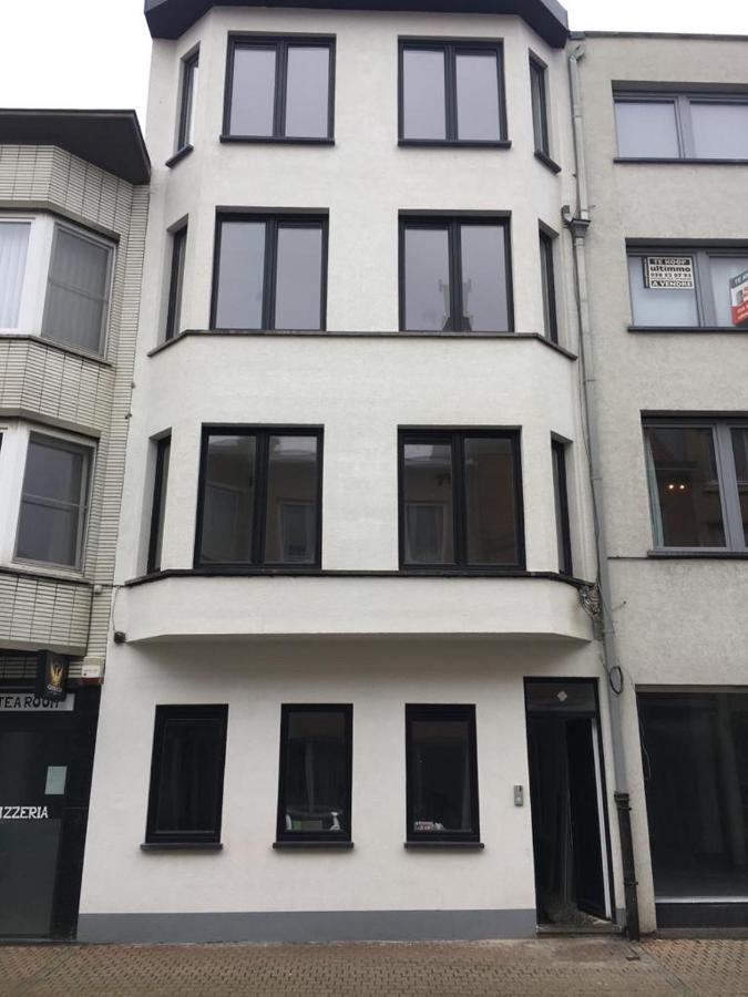 Quality Time Appartement Met Gesloten Garagebox De Panne Exterior foto